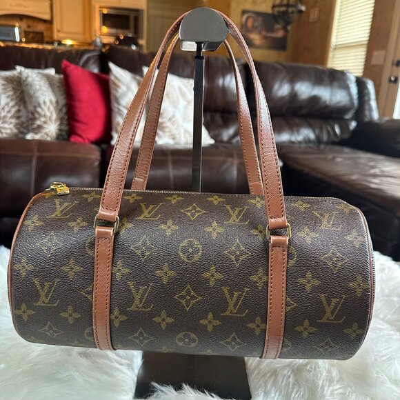 Authentic Louis Vuitton Monogram Papillon 30 Handbag - Picture 3 of 12